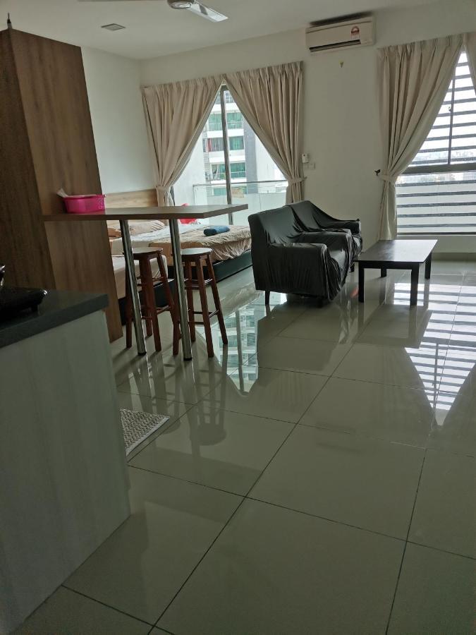 Studio Apartment Cyberjaya Near Bus Terminal Ngoại thất bức ảnh