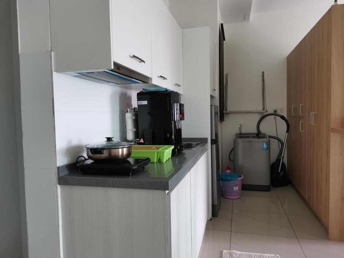 Studio Apartment Cyberjaya Near Bus Terminal Ngoại thất bức ảnh